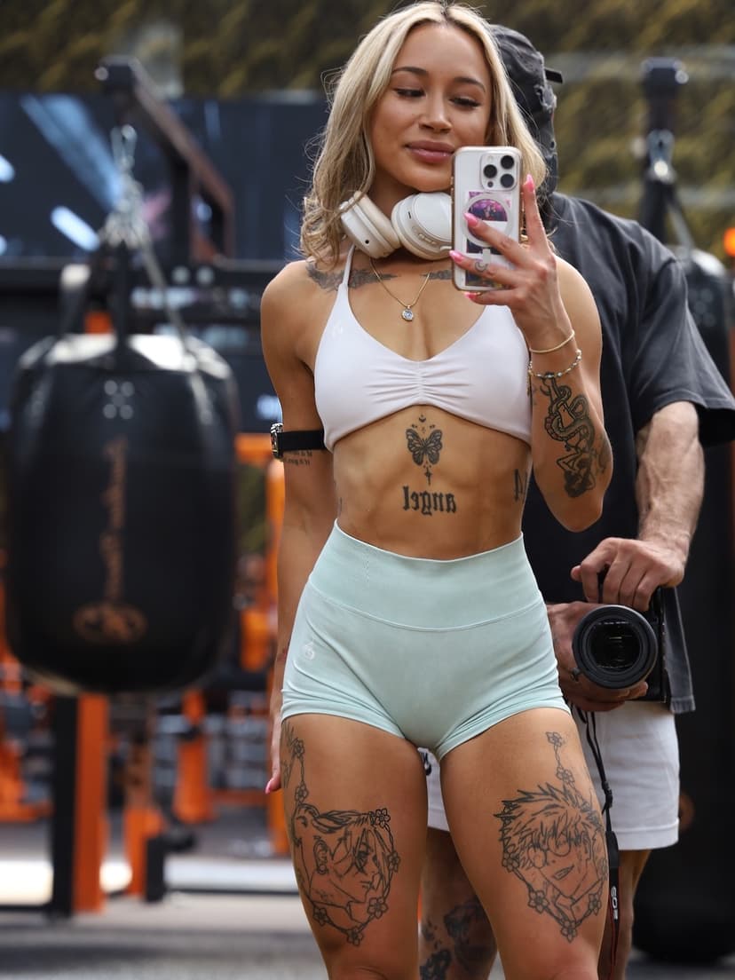 Sarah - PT & Online Coach